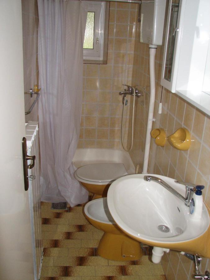 Apartments Ivica Lupic Kampor المظهر الخارجي الصورة